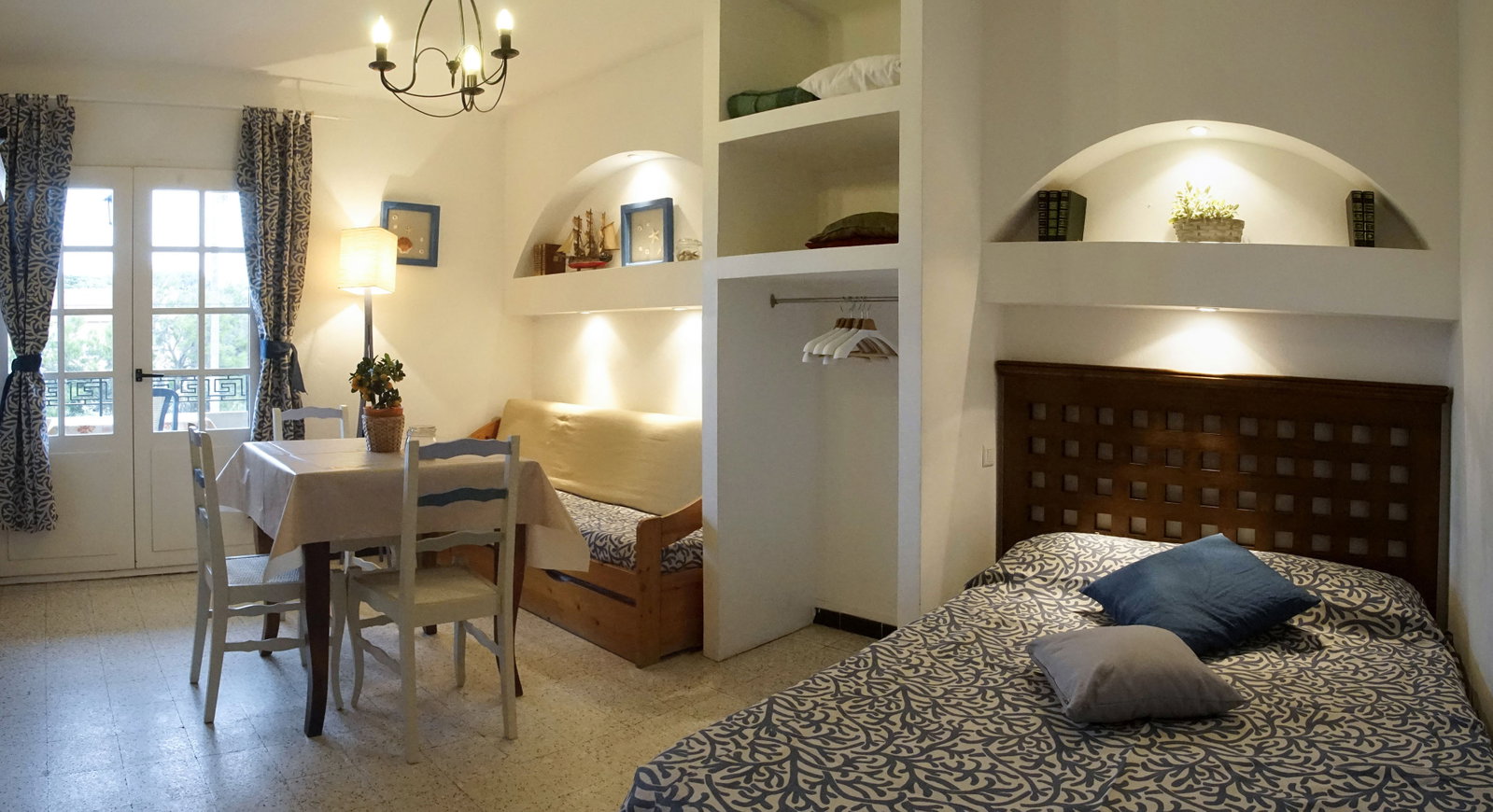 Logement Entier Hyères 49047