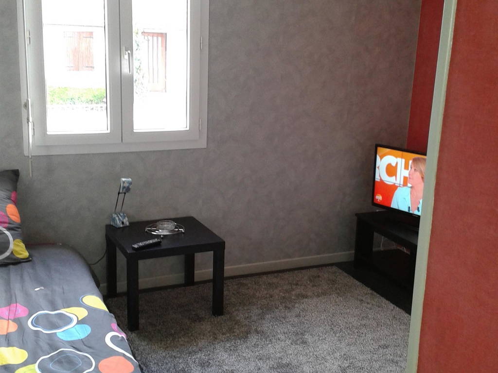 Toda La Casa Poitiers 67252-1