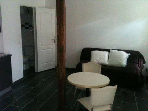 Homestay Paris 92729