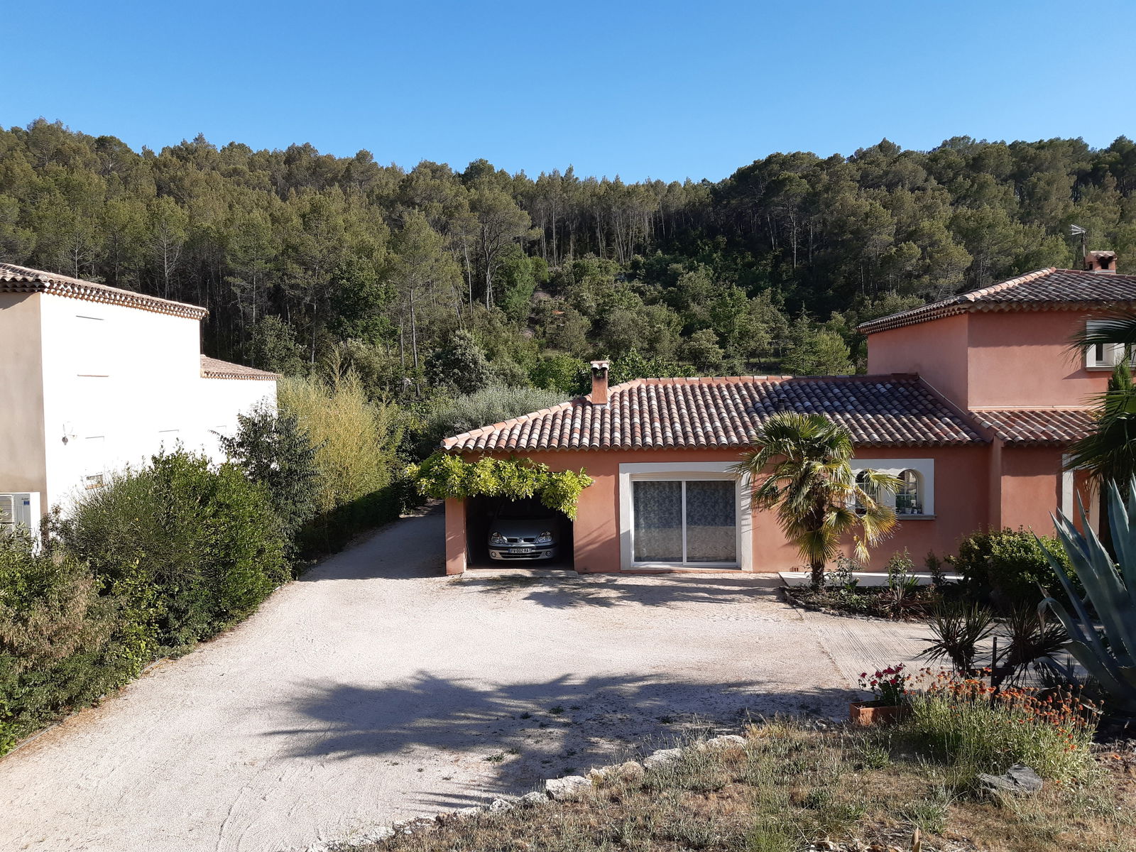 Oberoende Studio Carcès 250470