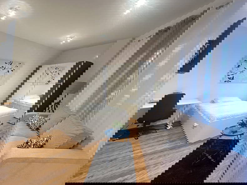 Entire Home Lausanne 658686-1