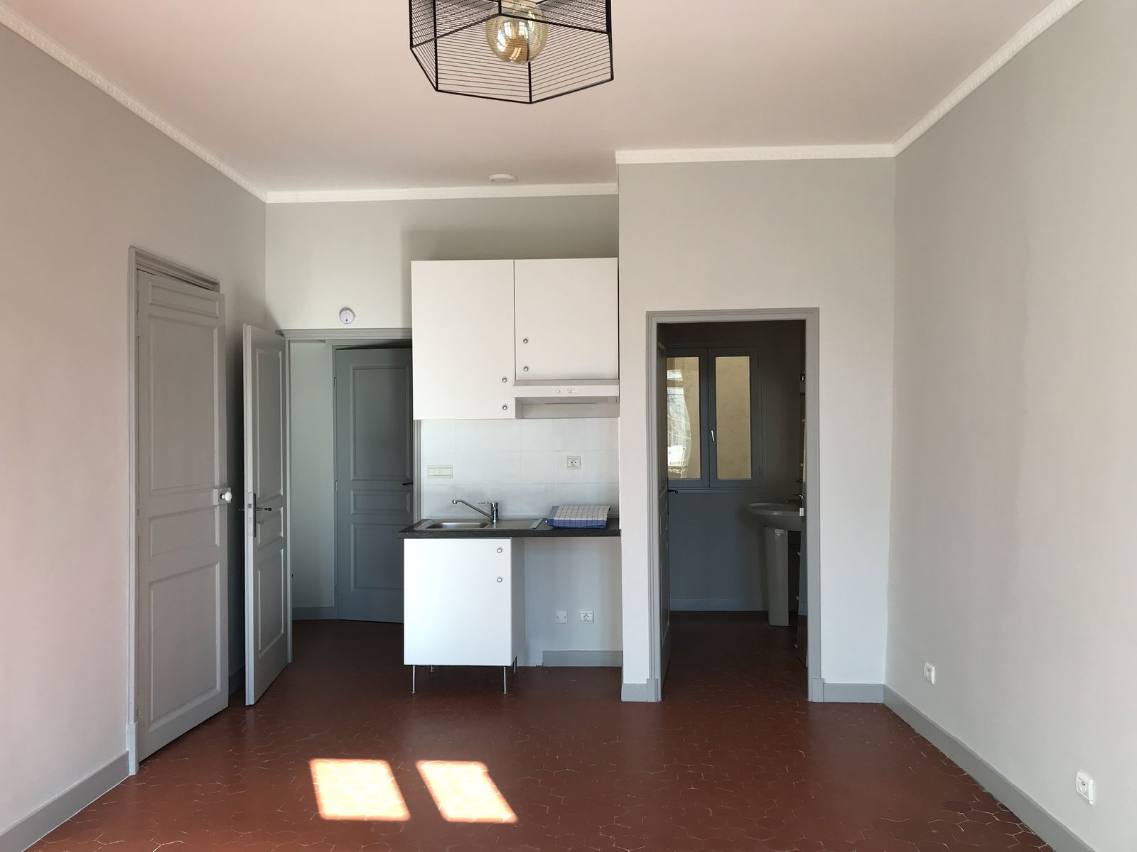 Niezależne Studio Salon-de-Provence 220657