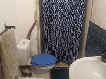 Logement entier à louer à Canet-En-Roussillon - photo 4 : salle de bain-4