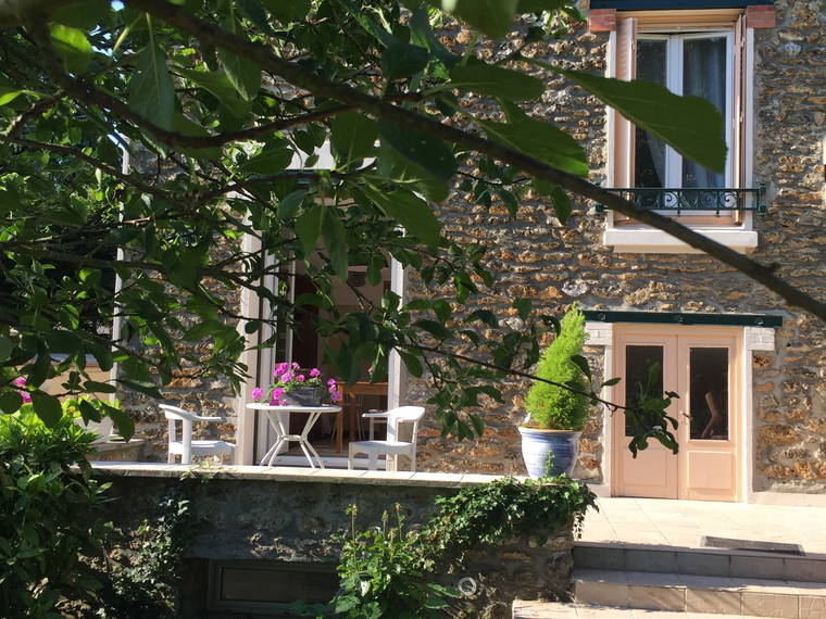 Homestay Villeneuve-le-Roi 247335