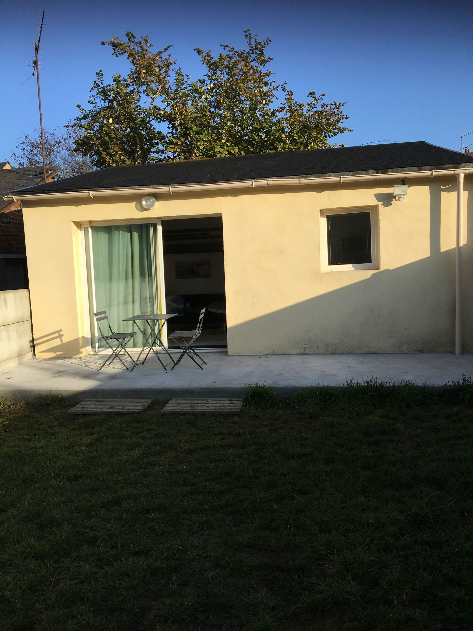 Homestay Le Mans 340427