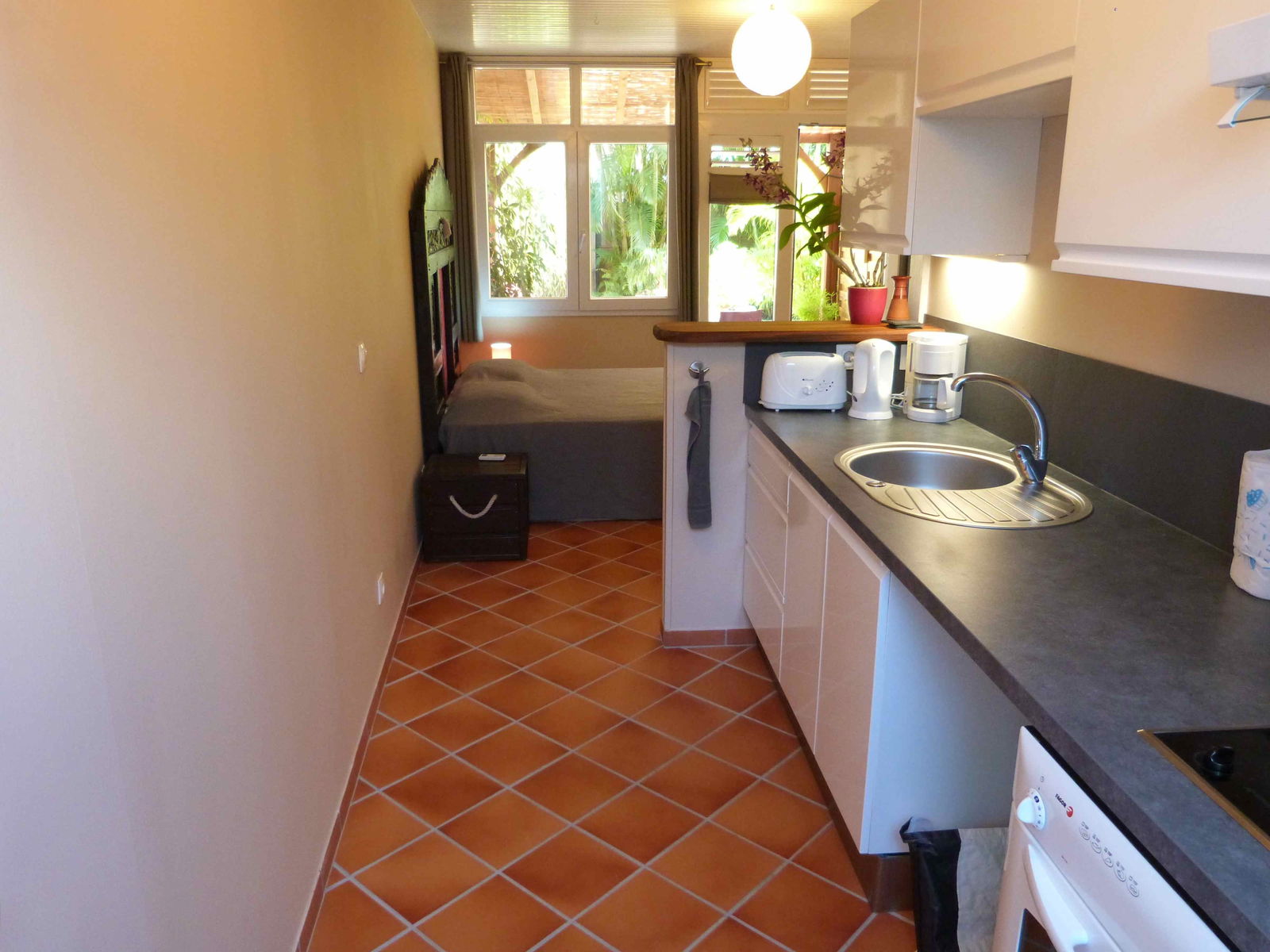 Independent Studio Fort-de-France 45232
