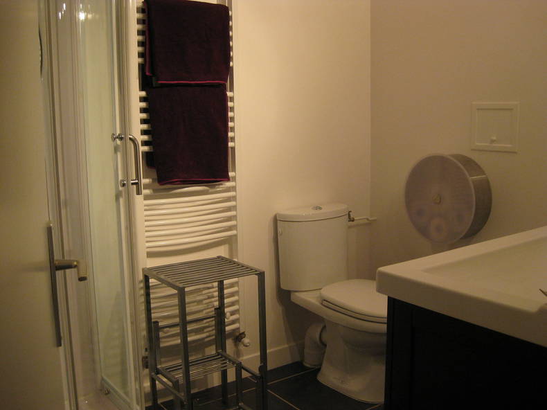 Entire Home Joinville-le-Pont 94462-4