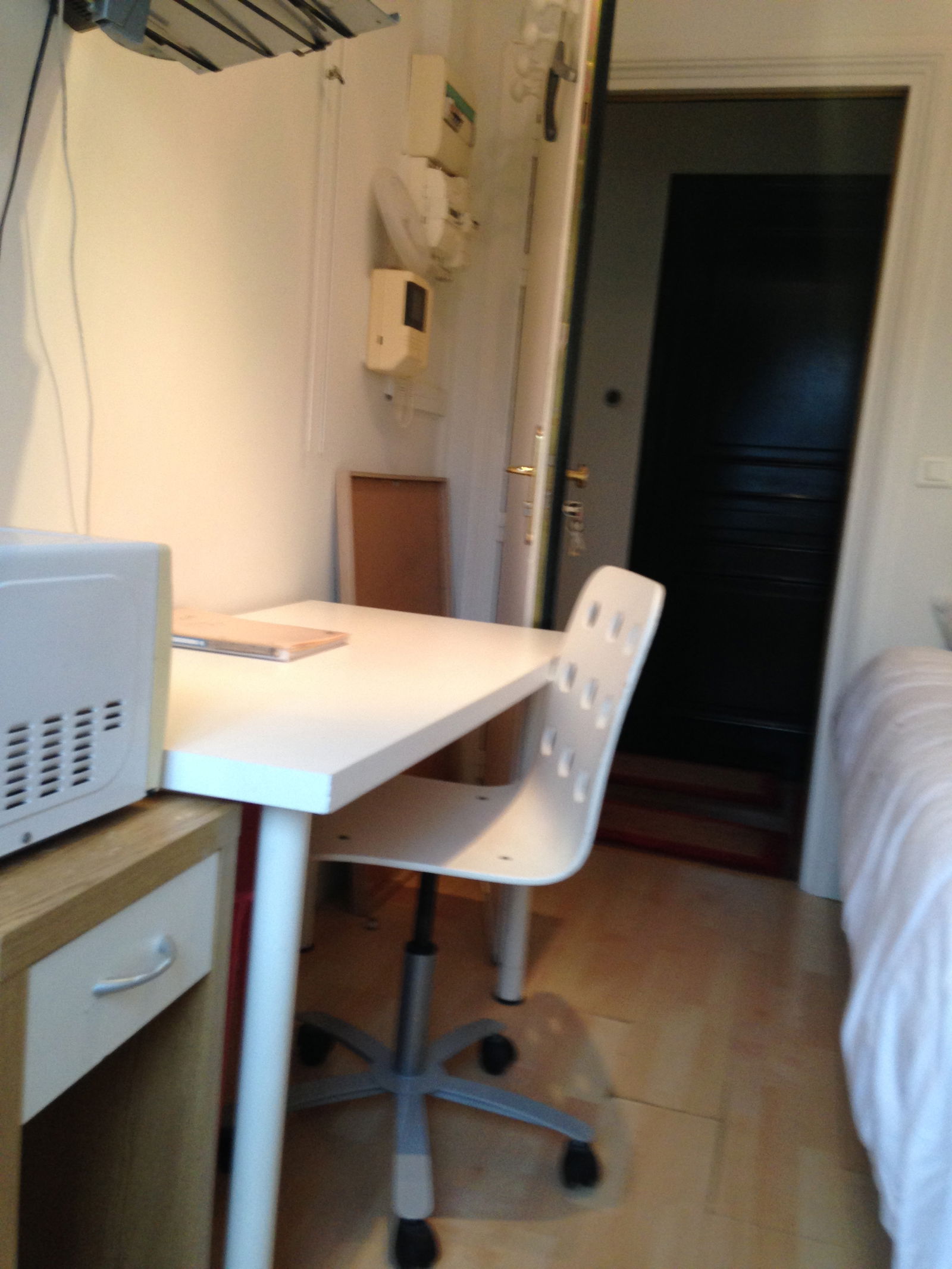 Homestay Paris 242020