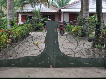 Toda La Casa Foulpointe 254395-7