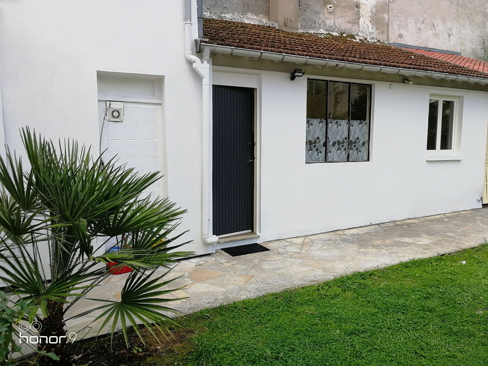 Onafhankelijke Studio Villiers-le-Bel 240064