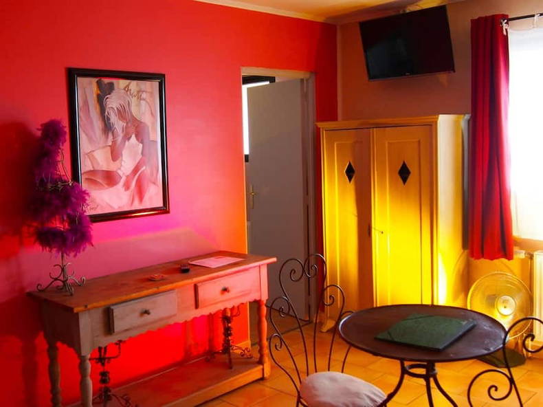 Toda La Casa Maubec 254682-2