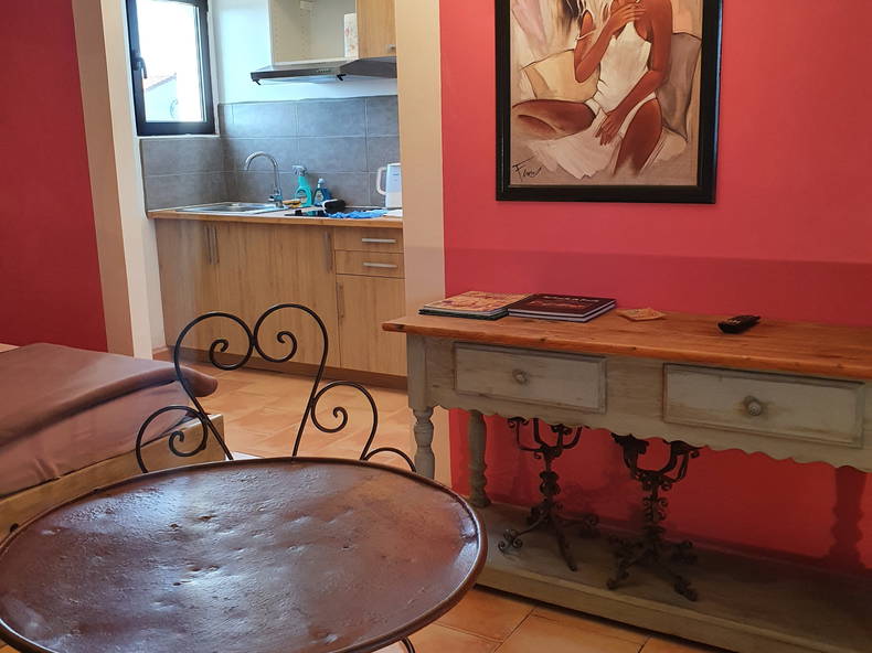 Toda La Casa Maubec 254682-3