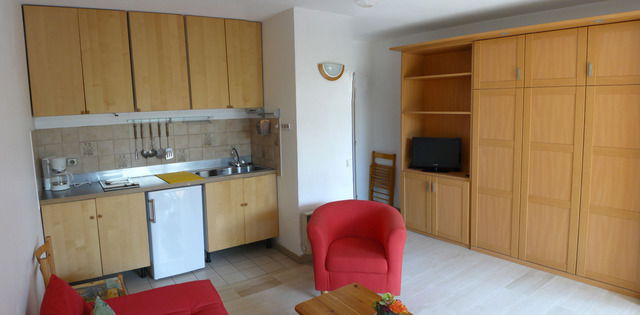 Itsenäinen Studio Nice 24297