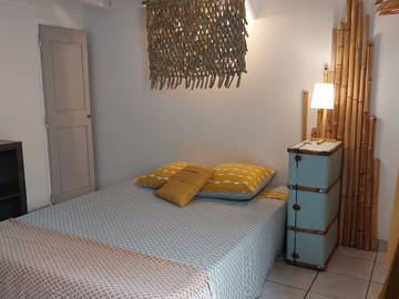 Logement entier à louer à Romans-Sur-Isère - chambre-1