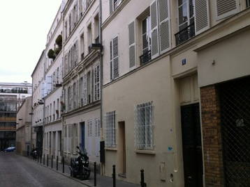 Entire Home Paris 7932-2