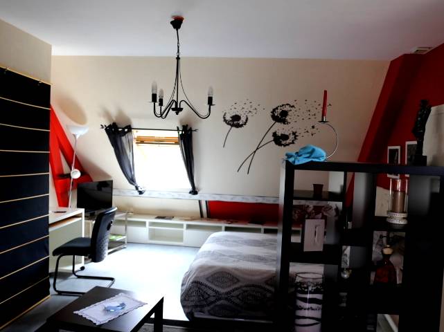Room In The House Moncé-en-Belin 111935-1