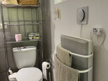 Logement entier à louer à Saint-Jean - photo 12 : salle de bain-12