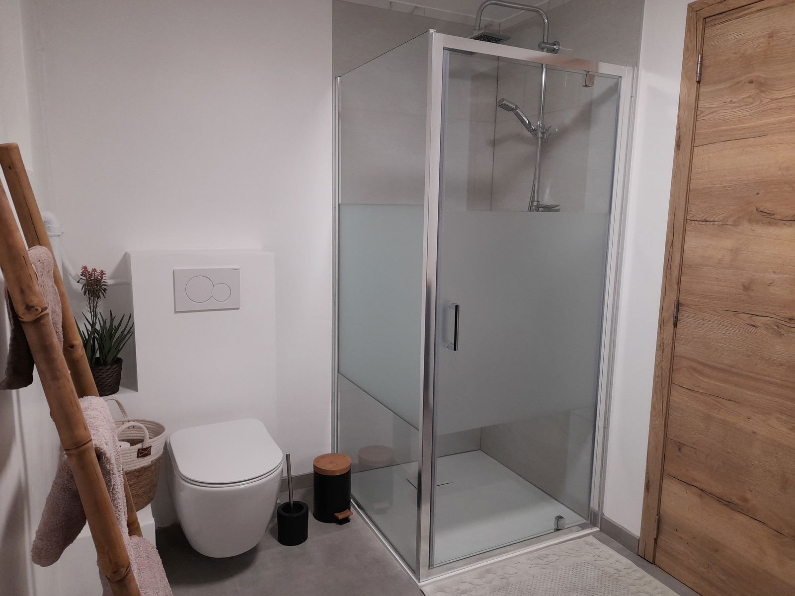 Itsenäinen Studio Charleroi 258800