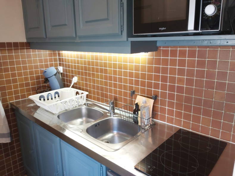 Entire Home Vichy 304763-3