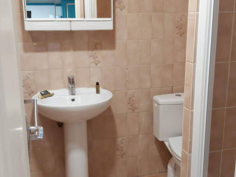 Entire Home Vichy 304763-5