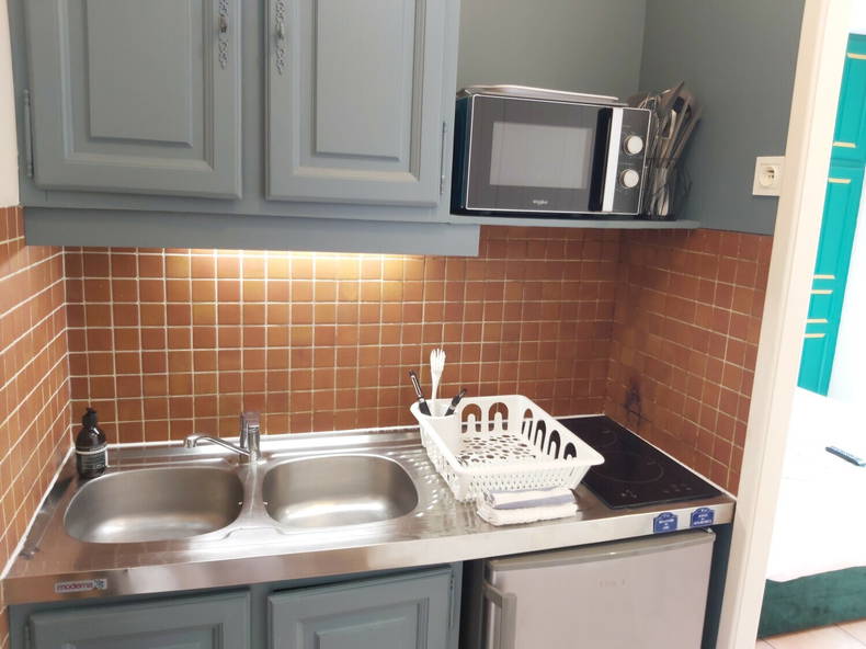 Entire Home Vichy 304751-3