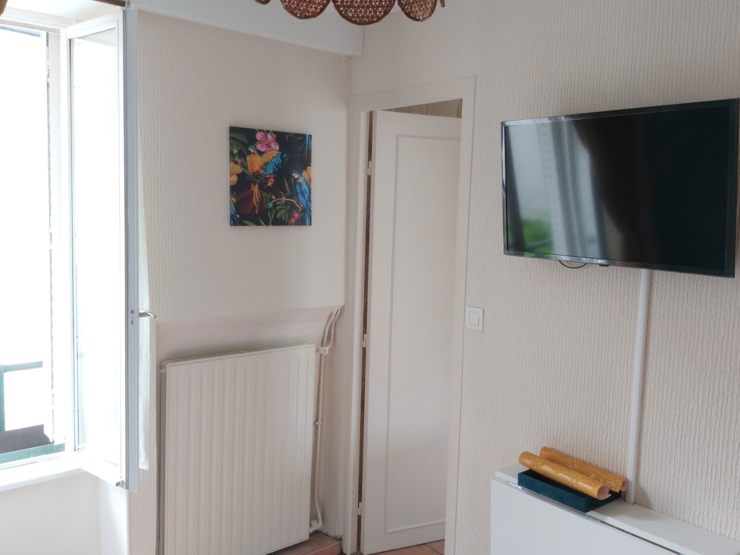 Independent Studio Vichy 304752