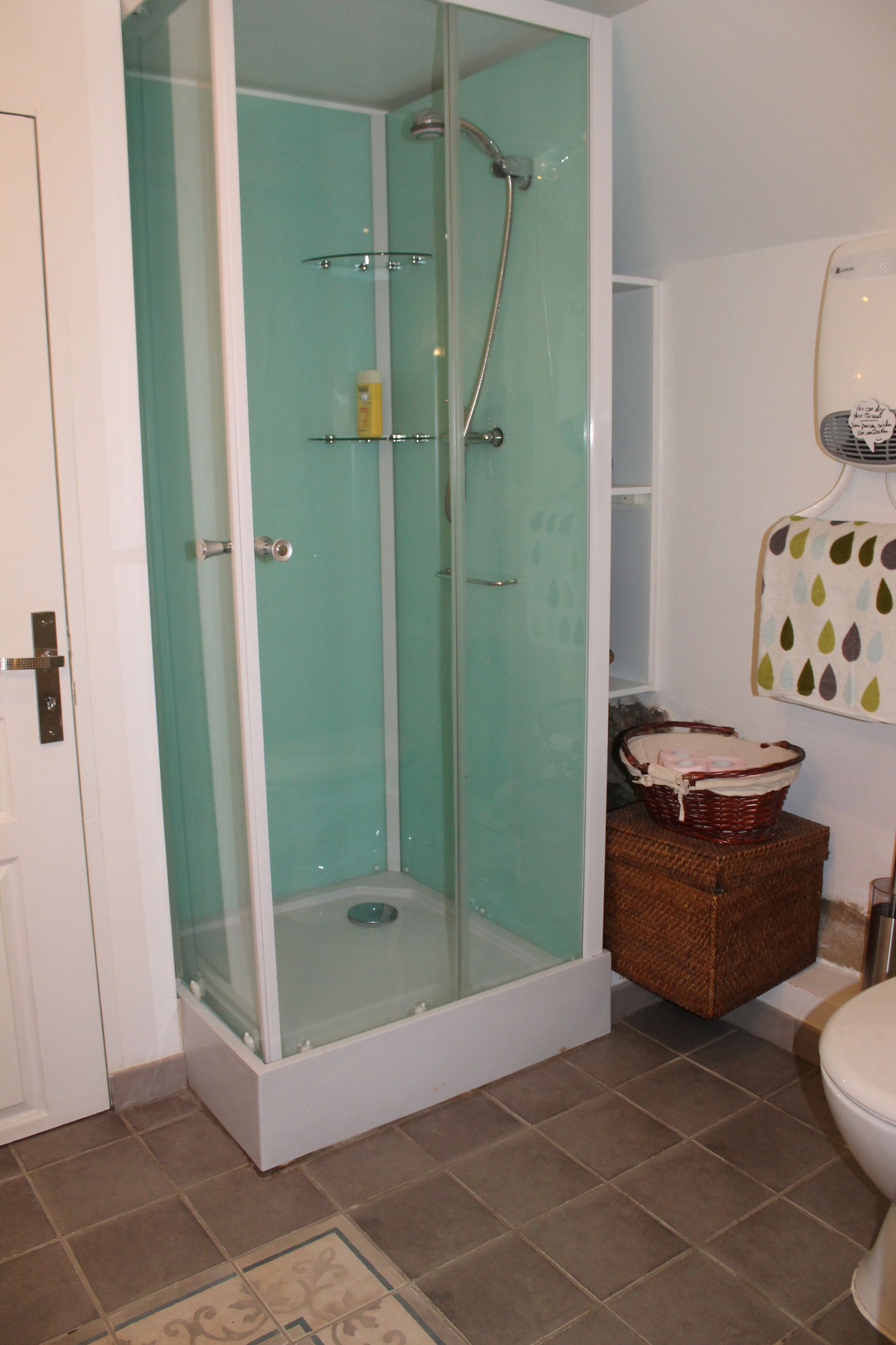 Ganz Haus Marseille 66377