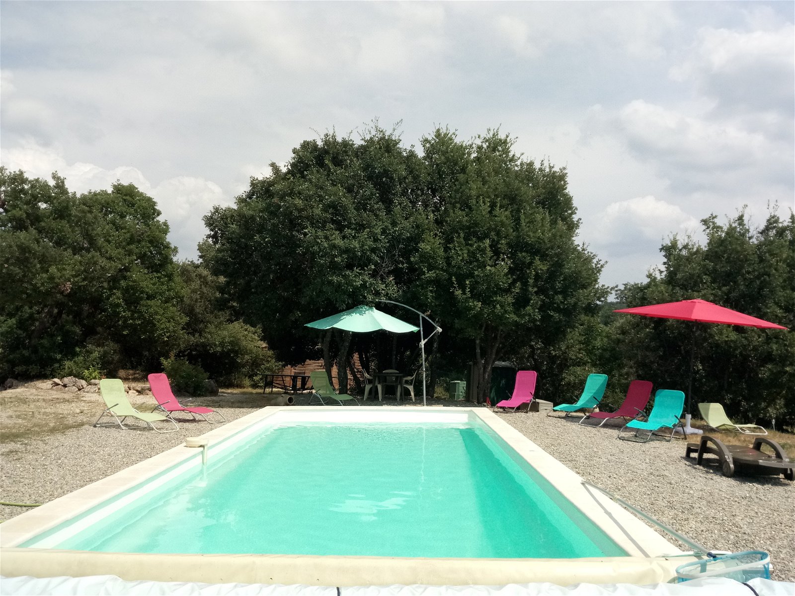 Oberoende Studio Ginasservis 253234