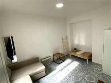 Room For Rent Paris 363350-1