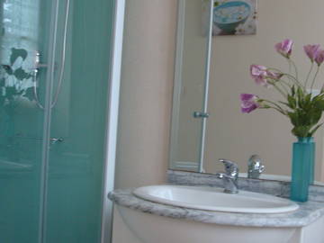 Toda la casa à louer à Nantes - baño-5