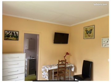 Entire home for rent in Magny-Les-Hameaux - photo 3: Other room-3