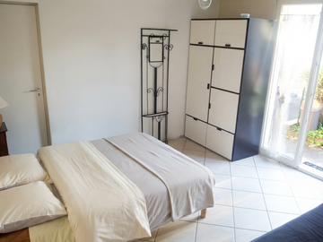 Logement entier à louer à Bron - photo 5 : chambre-5