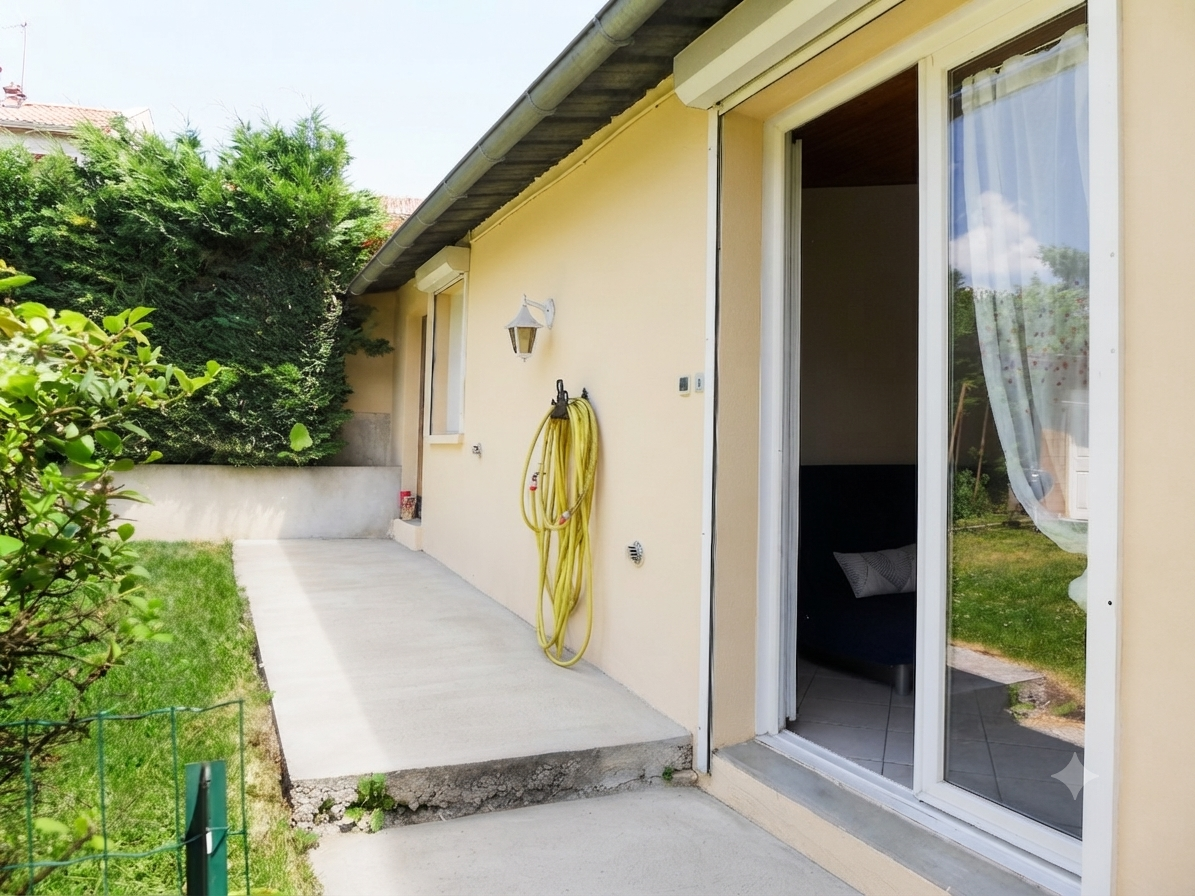 Logement Entier Bron 166175