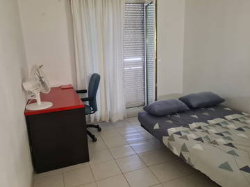 Gesamte Unterkunft zur Miete in Marseille - Foto 1: Schlafzimmer-1
