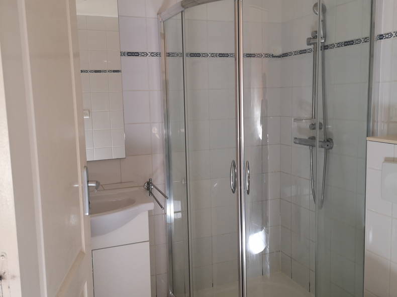 Entire Home Nîmes 445572-3