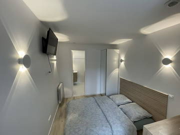 Logement entier à louer à Bagneux - photo 3 : chambre-3