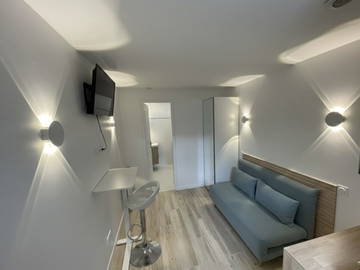 Logement entier à louer à Bagneux - photo 2 : autre pièce-2