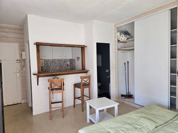 Studio For Rent Caen 597204-1