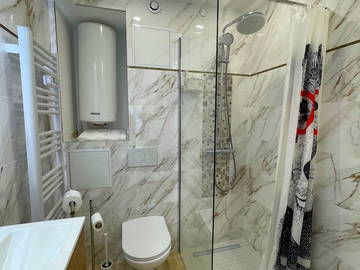 Gesamte Unterkunft zur Miete in Bagneux - Foto 5 : Badezimmer-5