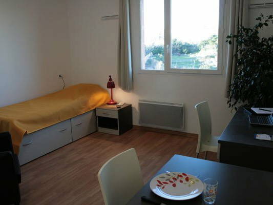 Bed And Breakfast Marseille 83155-2