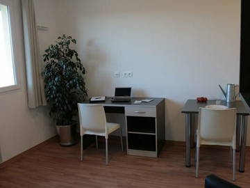 Room For Rent Marseille 83155