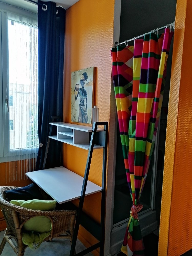 Itsenäinen Studio Nantes 100322