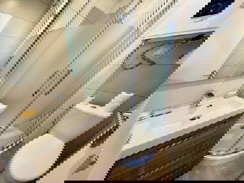 Entire Home Nice 438603-3