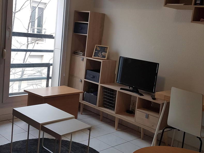 Entire Home Paris 249691-5