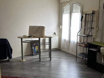 Logement entier à louer à Voisins-Le-Bretonneux - photo 3 : autre pièce-3