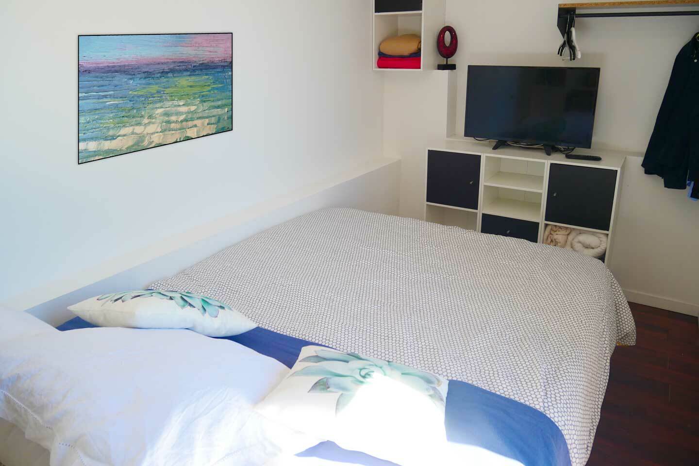 Unabhängiges Studio Carros 137004