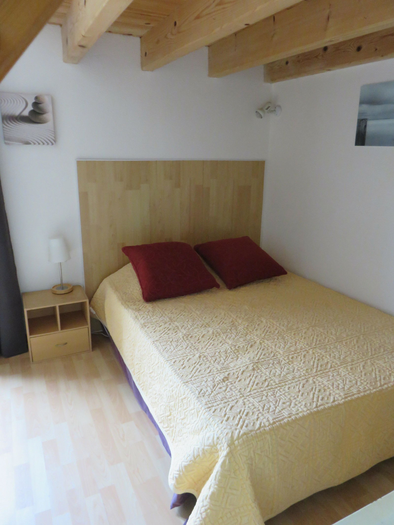 Unabhängiges Studio Fuveau 84230