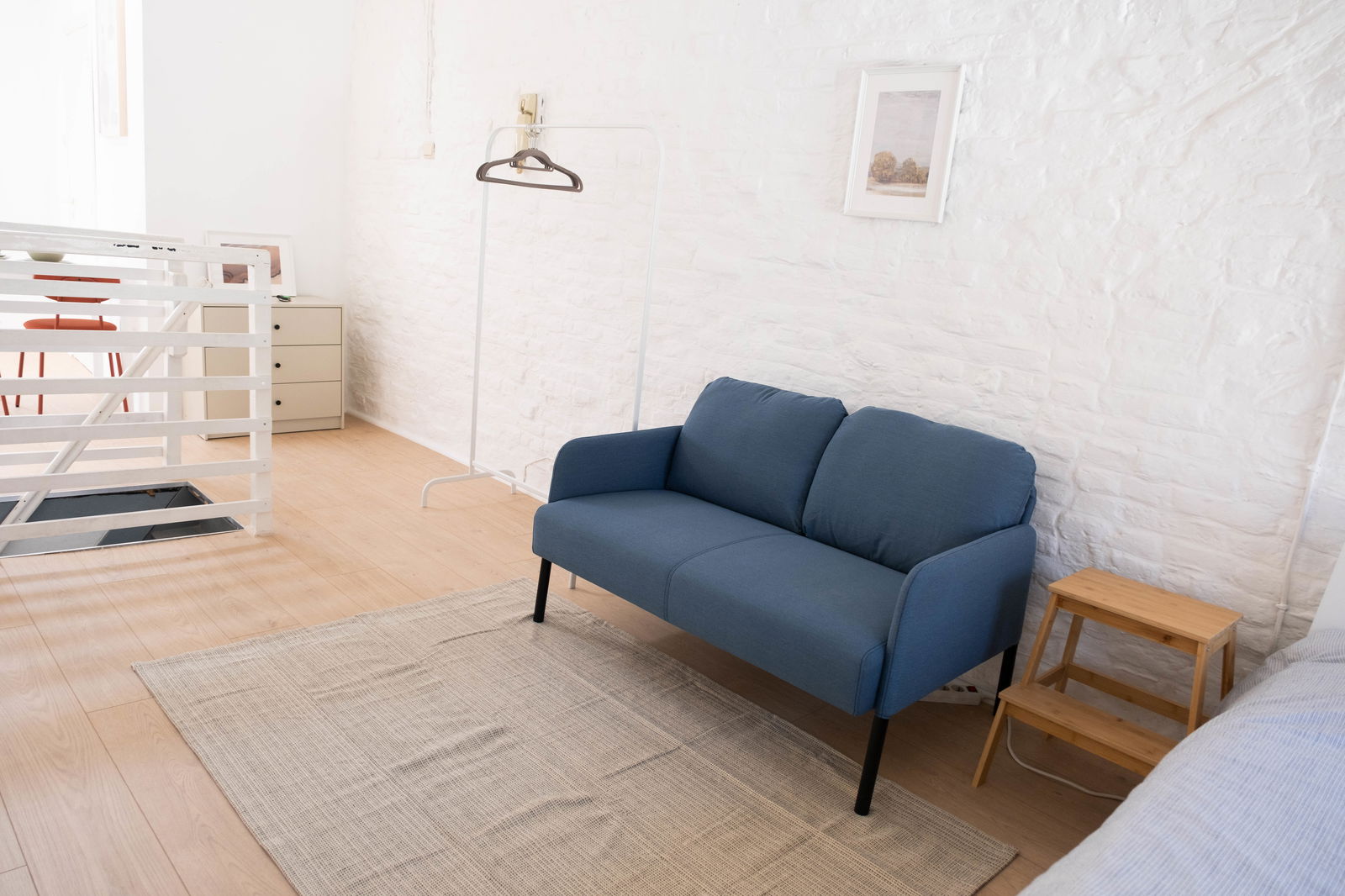 Kolokation Mons 296083