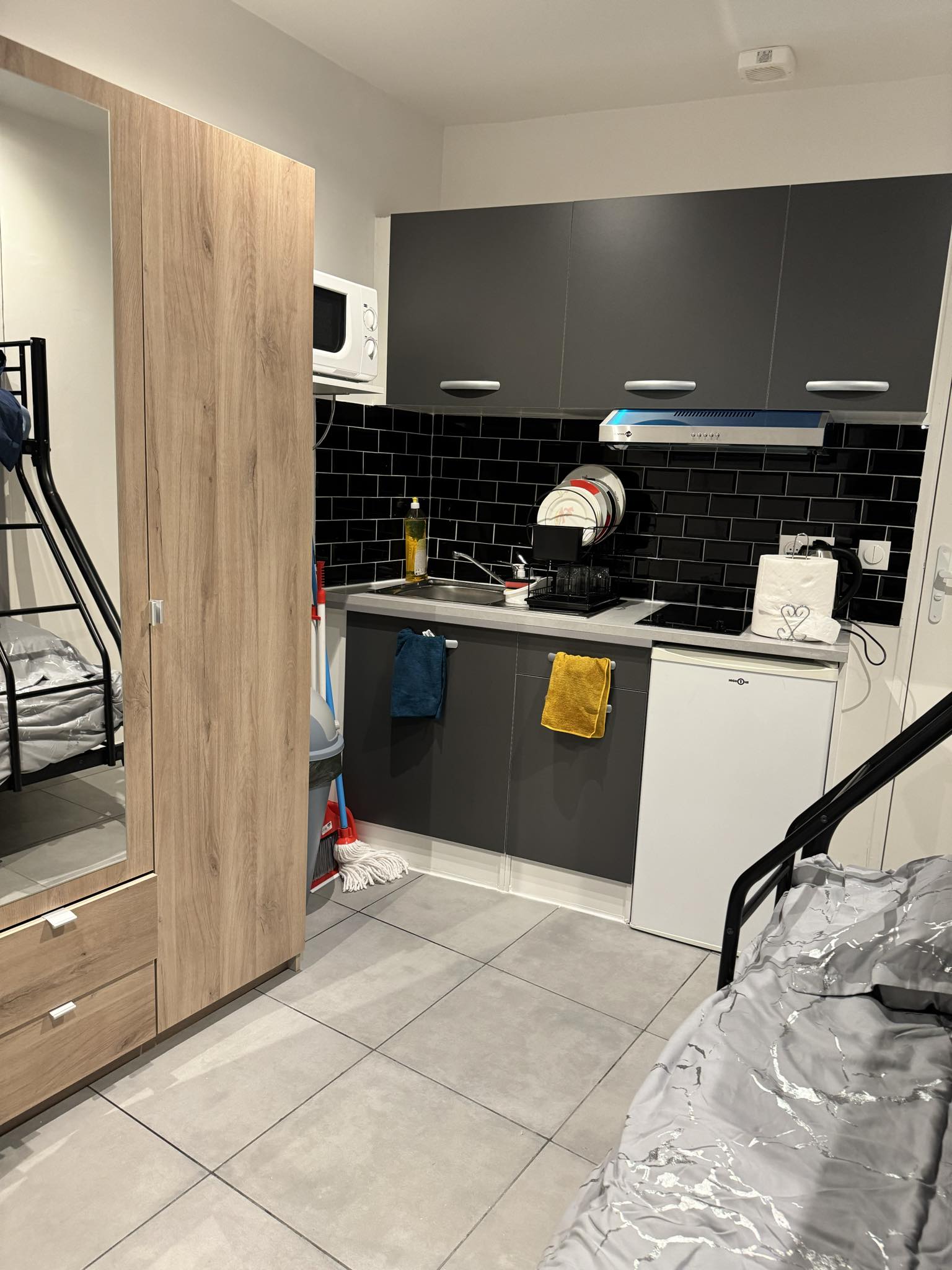 Hemvistelse Pierrefitte-sur-Seine 379182