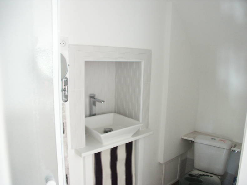 Logement Entier Saint-Étienne-de-Fontbellon 91879-3